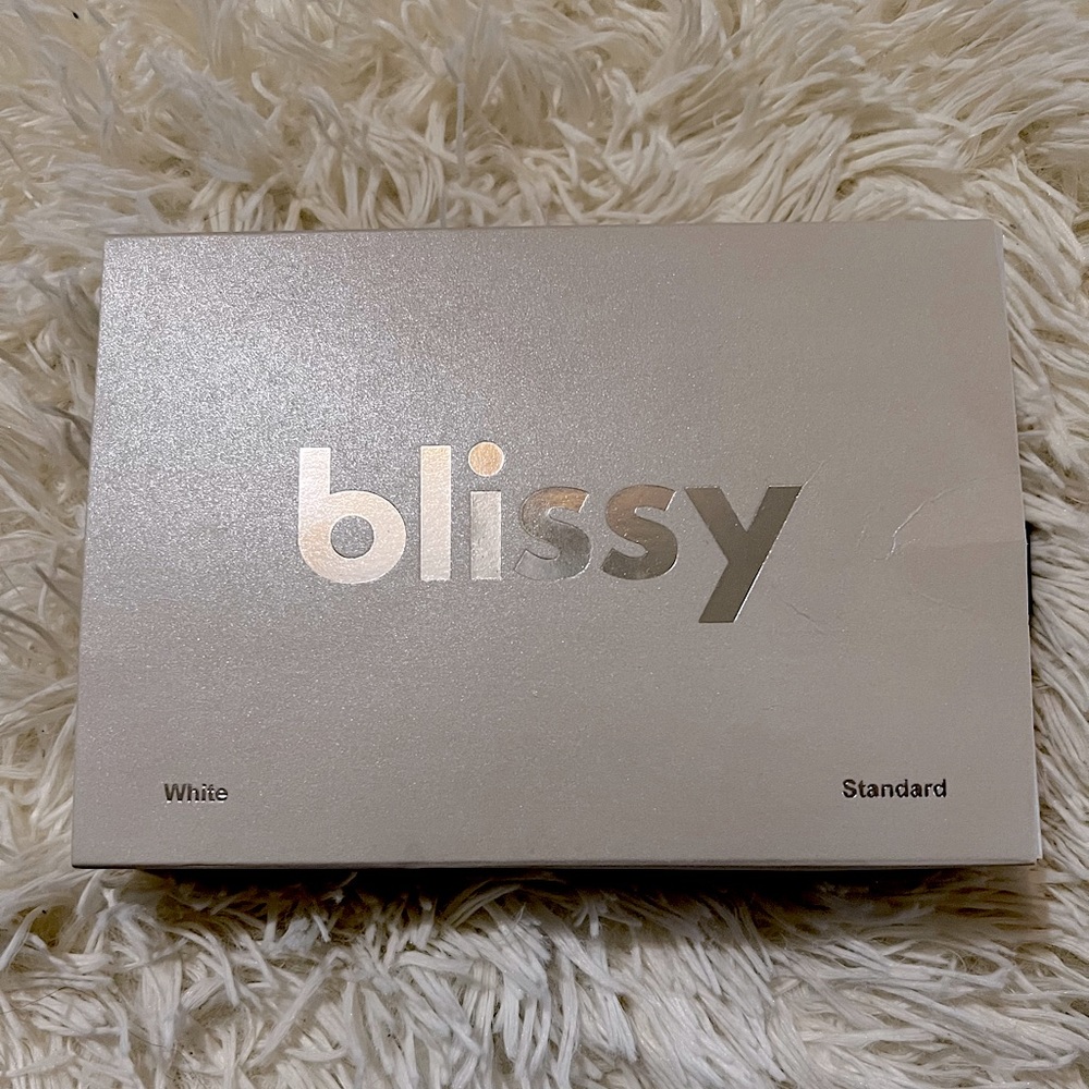 blissy standard white silk pillowcase